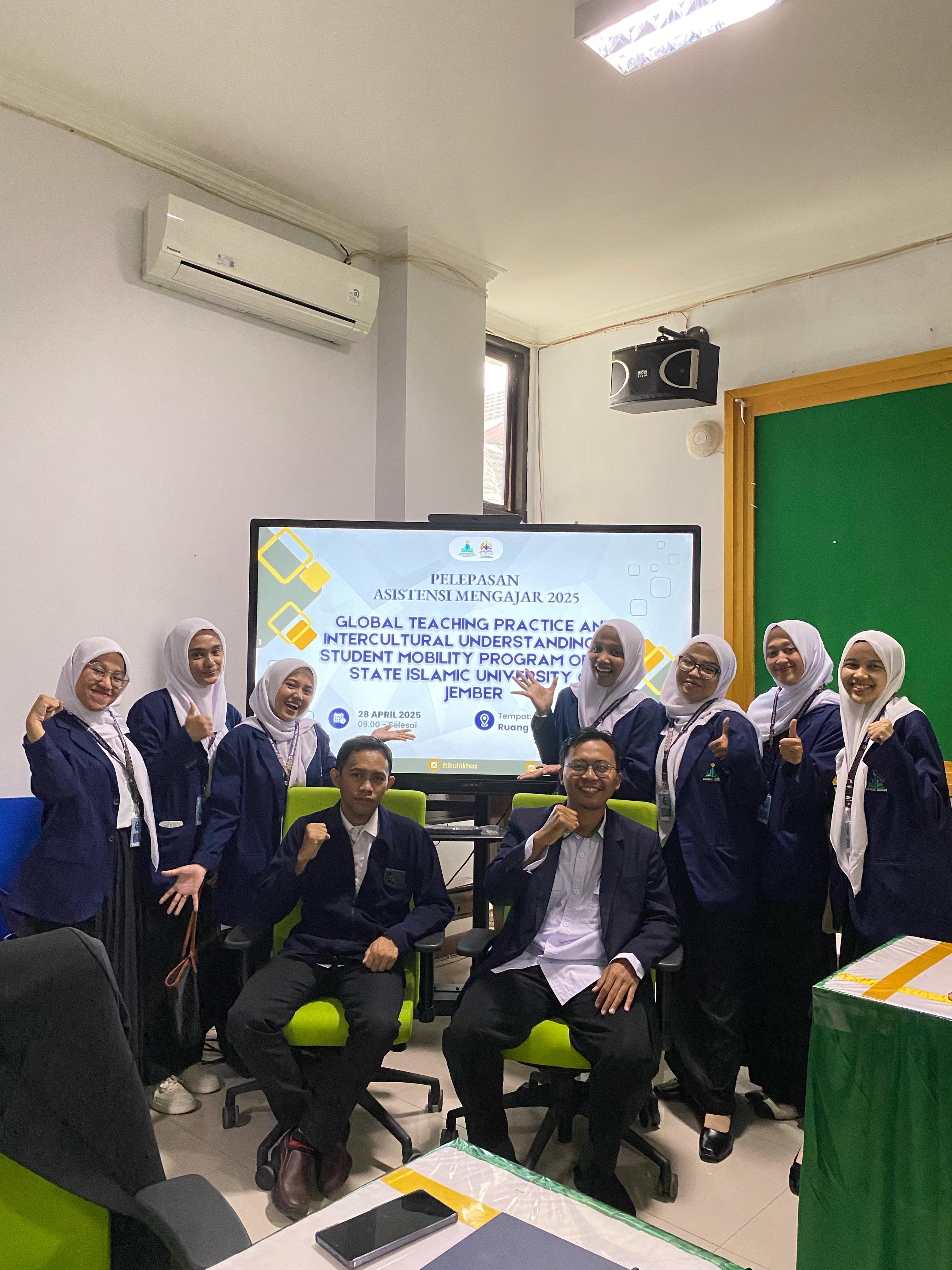 Resmi Diberangkatkan! Tujuh Mahasiswa Tadris IPA UIN KHAS Jember Ikuti Global Teaching Practice di Thailand